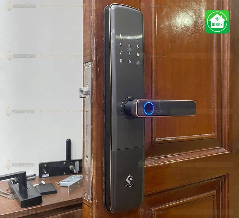 Top 15 Khóa cửa điện tử giá hợp lý, chất lượng và uy tín 2026 17 Khóa cửa điện tử Kitos KT - G900 Plus cao cấp từ Nhật Bản