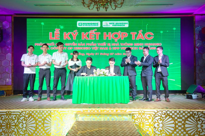 Hunonic tiếp tục kí kết phân phối độc quyền với npp VietMech tại Đà Nẵng 2 kí kết đà nẵng