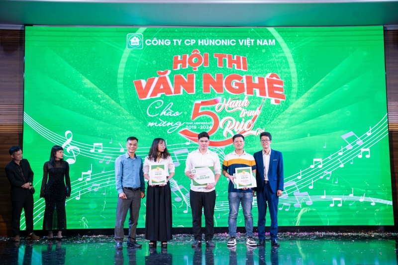 hunonic hoi thi van nghe16