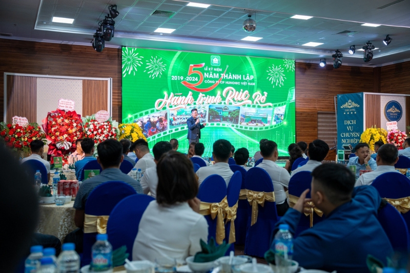 Hunonic sinh nhật 5 năm