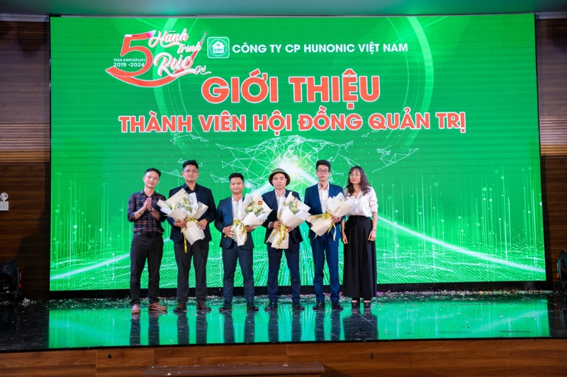 Hunonic bổ nhiệm ban quản trị