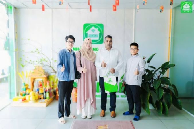 đón tiếp giám đốc starluxglobal