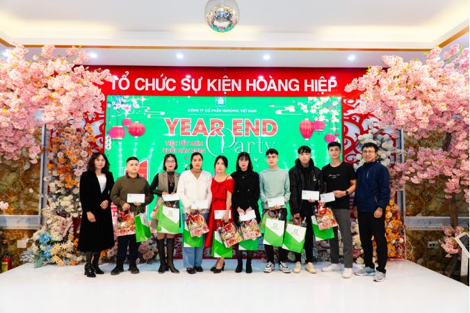 tất niên hunonic 2024 
