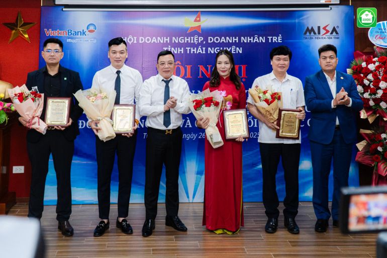 hunonic trong hội nghị triển khai nghị quyết 57 của hội doanh nghiệp trẻ