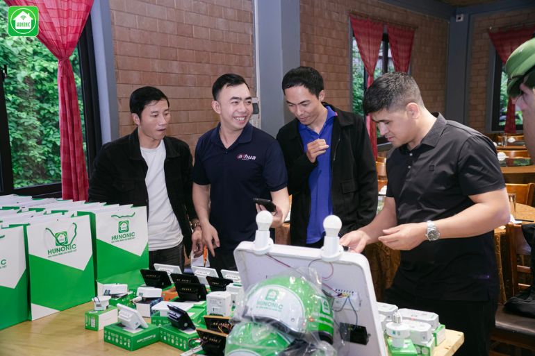 work shop nha thong minh hunonic nam dinh9