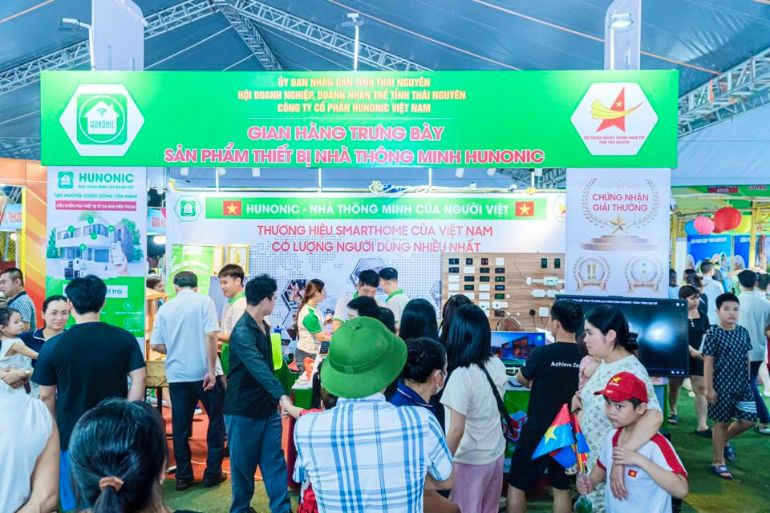 hunonic tại hội chợ ocop