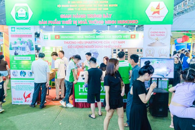 hunonic tại hội chợ ocop