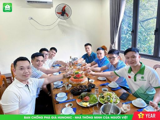 sinh nhật ban chống phá giá