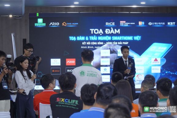 Hunonic tài trợ tại tọa đàm