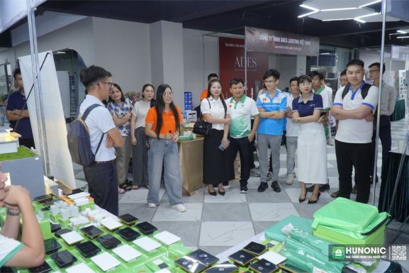 Hunonic Việt Nam – Nhà Tài Trợ Kim Cương tại Tọa đàm & Trải nghiệm Smarthome Việt 2025 2 Hunonic tài trợ tại tọa đàm
