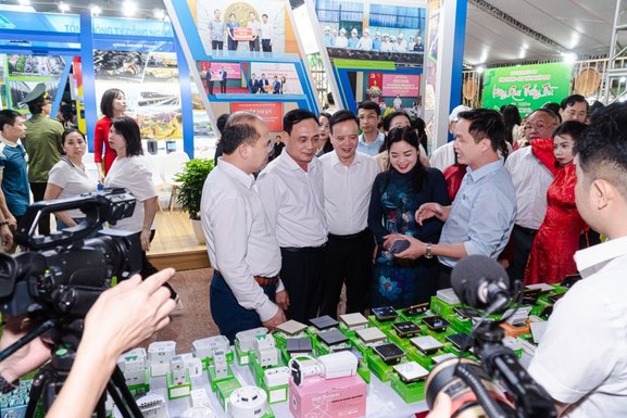 Nhà thông minh Hunonic tham gia Triển lãm Công Thương Thái Nguyên 2026 1 hunonic tham gia trien lam cong thuong4